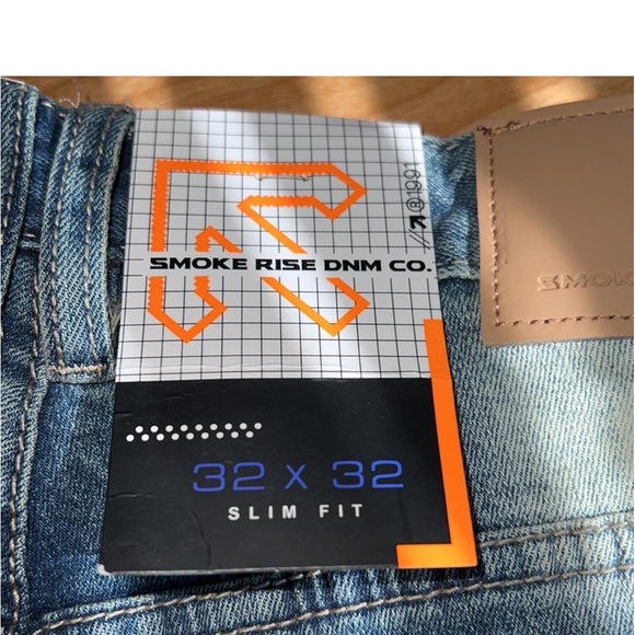 NWT Smoke Rise DNM Co. Slim Fit Ripped Jeans 32x32  Color is Cardiff Blue - Picture 10 of 14